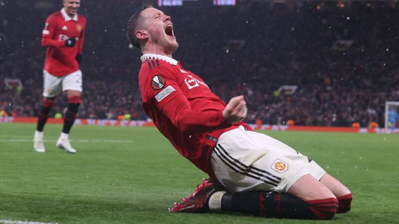 Manchester United recovers from Liverpool debacle: 4-1 against Real Betis