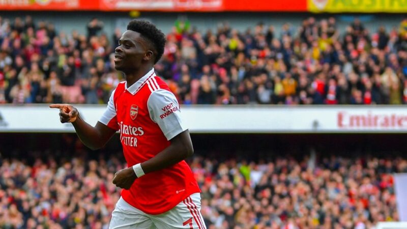 Premier League leader Arsenal easily past errant Crystal Palace