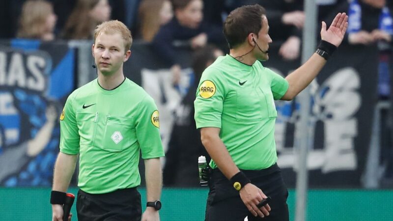8-year-old boy evicted from PEC Zwolle stadium after throwing cup on field