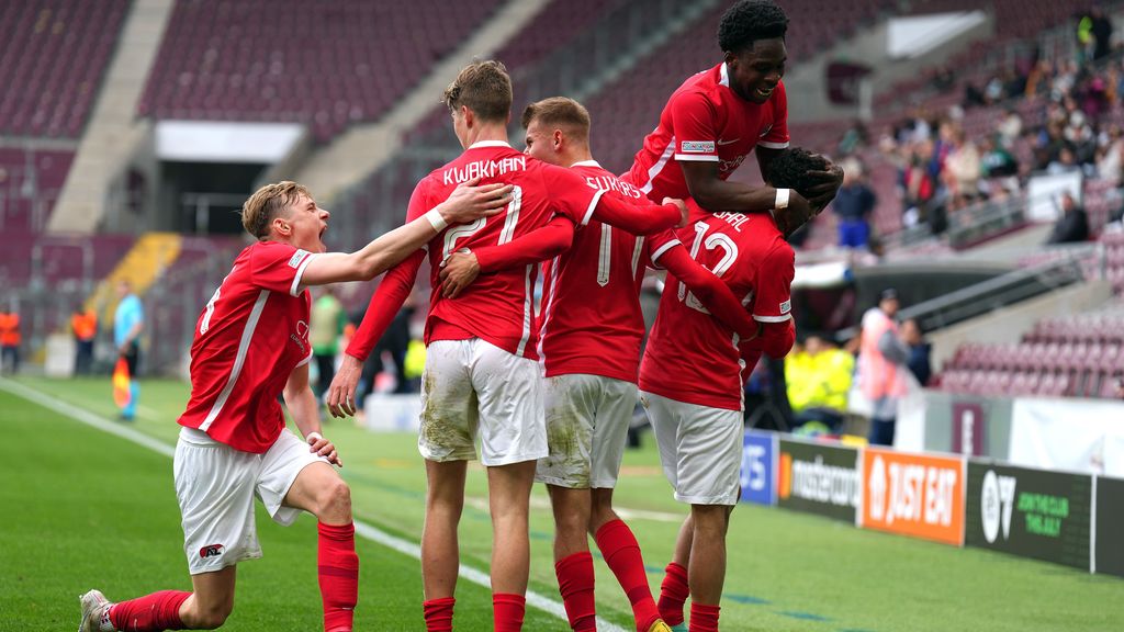 AZ to Youth League final via penalty kicks, first Dutch club ever to do so