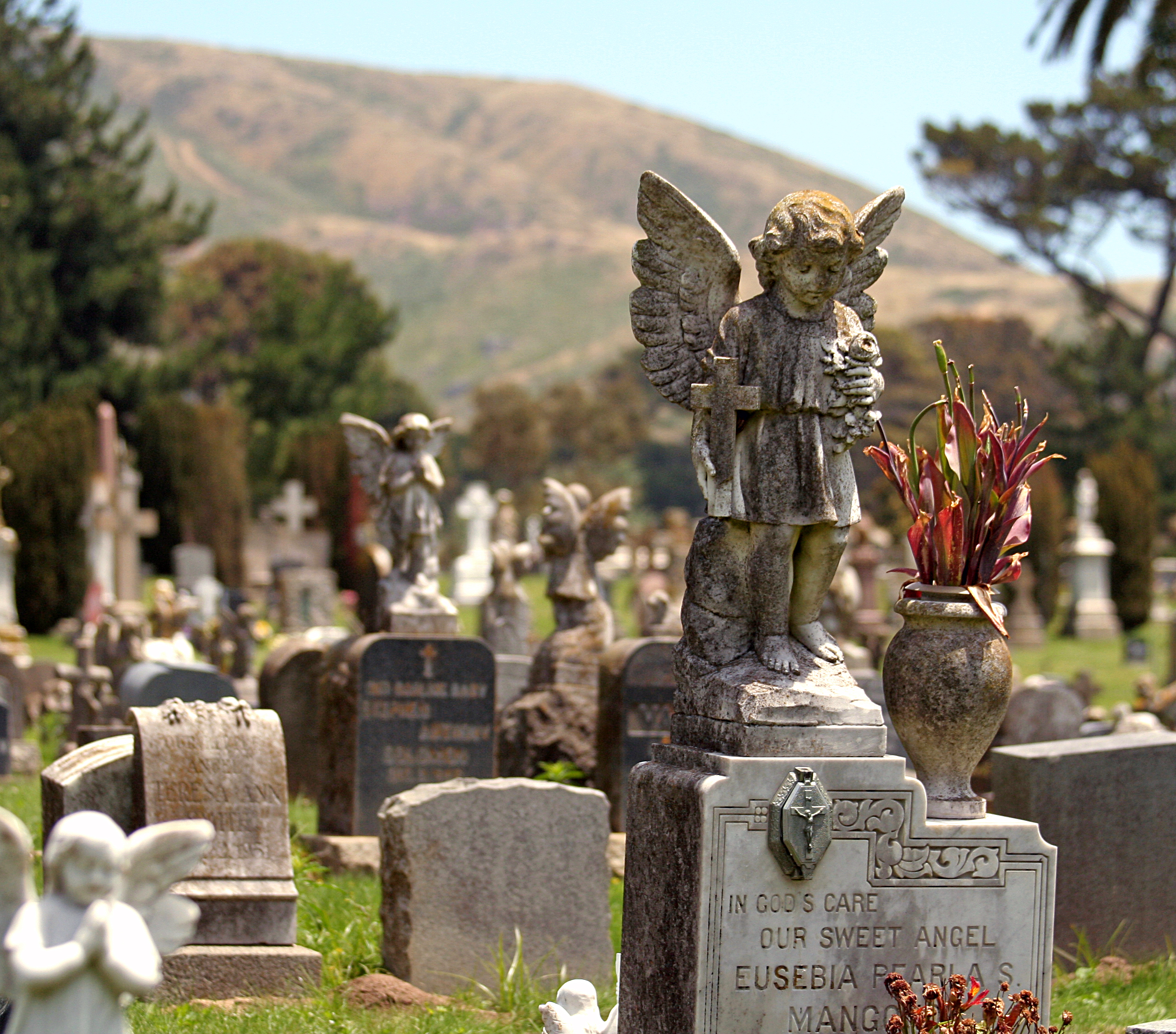 Tombs in Colma (USA).