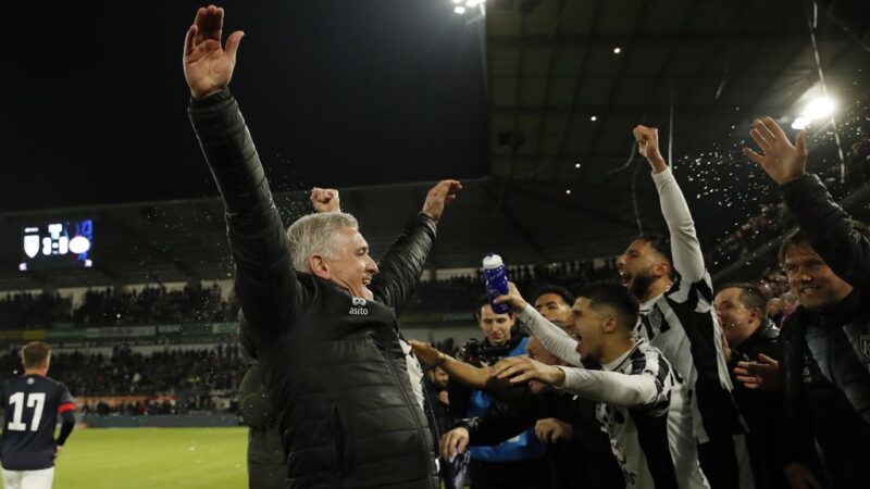 standout Azzaoui shoots Heracles back to premier league
