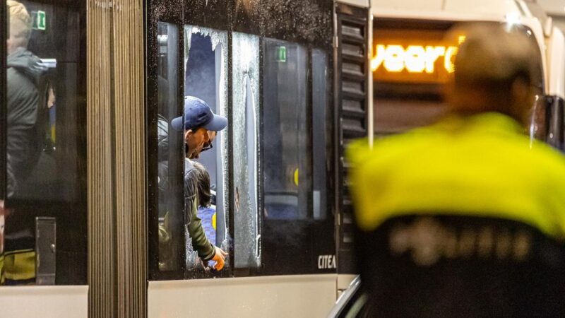 154 AZ supporters detained in subway for anti-Semitic chants