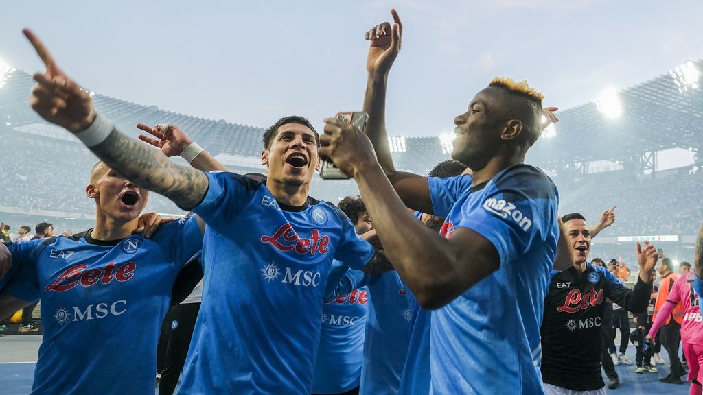 Champion Napoli’s celebration continues with win over Fiorentina