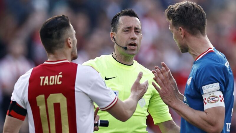 ‘Players must be able to show emotions’