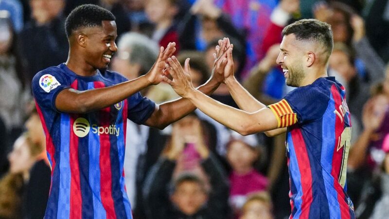 Veteran Alba saves Barcelona just before time, 27th national title close at hand